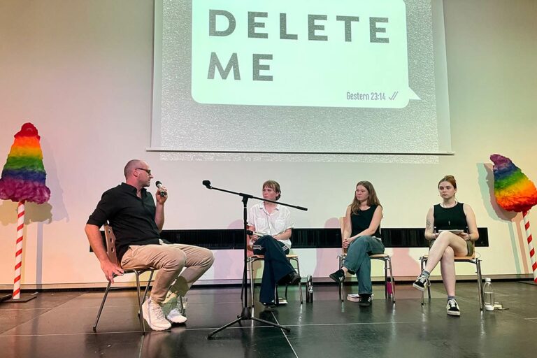 Alexa Westerhoff, Leonora Rommen, Emma van Beek und Hansjörg Nessensohn